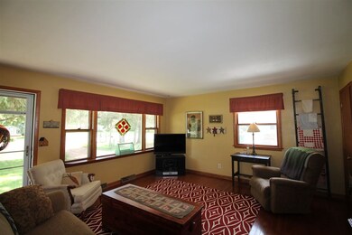 851 W Happy Hollow Rd, Janesville, WI 53546 - photo 5