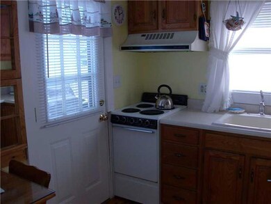 11 Hiram St, York, ME 03909 - photo 2