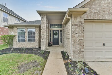 38427 E Sulphur Creek Dr, Magnolia, TX 77355 - photo 3