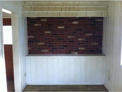 4493 Errington Rd, Columbus, OH 43227 - photo 3