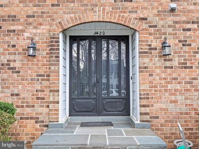 9420 Copenhaver Dr, Potomac, MD 20854 - photo 4