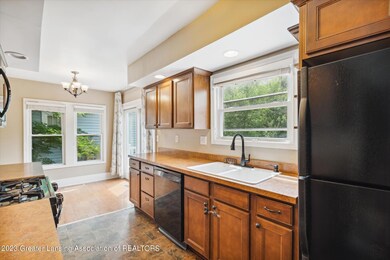 1017 Princeton Ave, Lansing, MI 48915 - photo 7