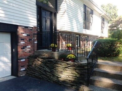 109 Ridgecrest Dr, Westfield, MA 01085 - photo 3