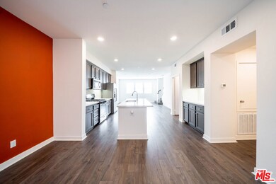 12727 Watt Ln unit C, Los Angeles, CA 91342 - photo 4