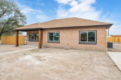 502 Linda Vista Dr, Del Rio, TX 78840 - photo 5