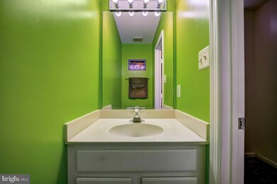 9216 Lorton Valley Rd, Lorton, VA 22079 - photo 2