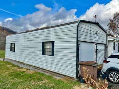 2641 Stanley Valley Rd, Surgoinsville, TN 37873 - photo 5