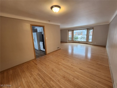 2413 Elmdale Rd, University Heights, OH 44118 - photo 4