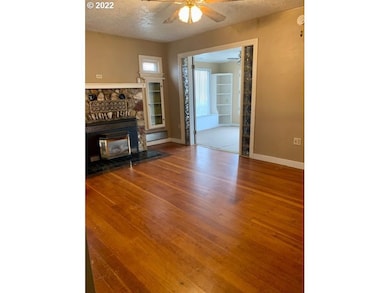 1902 SE Court Ave, Pendleton, OR 97801 - photo 3