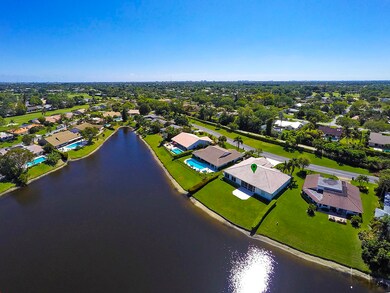 5087 Pineview Cir, Delray Beach, FL 33445 - photo 3