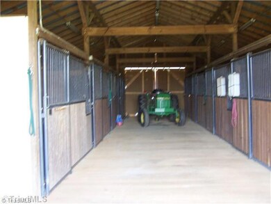 Stable/Barn.
