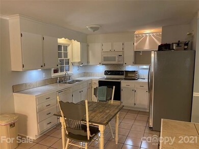 1005 W Kelly Ln, Shelby, NC 28152 - photo 4