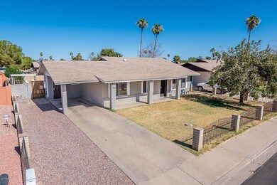 708 W Emelita Ave - MLS-4