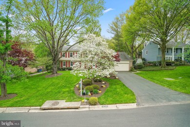 12709 Lamp Post Ln, Potomac, MD 20854 - photo 3