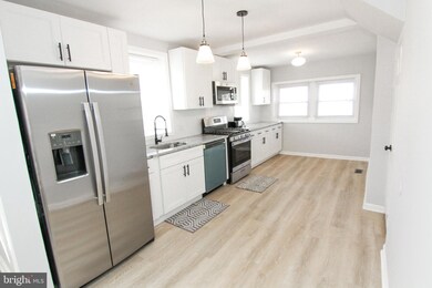 819 Bartram Ave, Darby, PA 19023 - photo 7