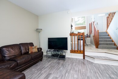 204 Tall Oaks Dr unit A, South Weymouth, MA 02190 - photo 3