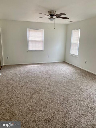 2456 Yarmouth Ln, Crofton, MD 21114 - photo 6