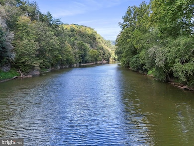 341 White Oak Trail, Paw Paw, WV 25434 - photo 4