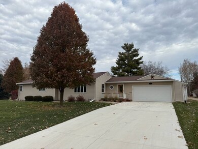 904 Gishwiller St, Sac City, IA 50583 - photo 4