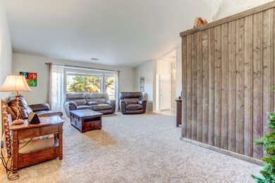 Living Room (2)