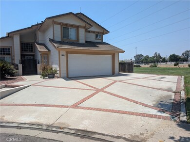 13437 Chrystal Ct, Fontana, CA 92336 - photo 7