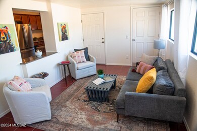 6809-e-hayne-interior-living-room-8