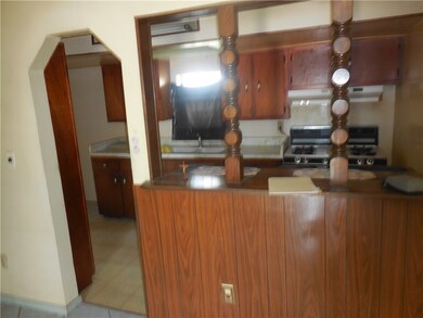 461 Myra St, El Paso, TX 79915 - photo 5