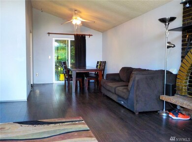 411 75th Place SW, Everett, WA 98203 - photo 4