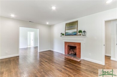 2321 E 37th St, Savannah, GA 31404 - photo 6