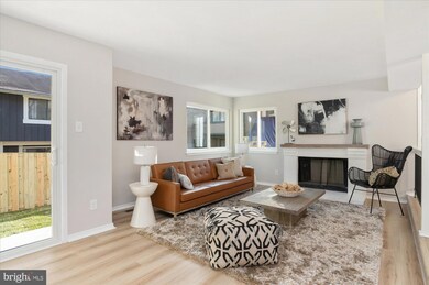 18473 Stone Hollow Dr, Germantown, MD 20874 - photo 7