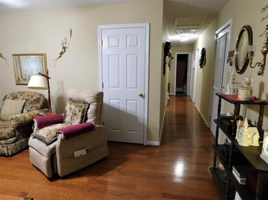 117 Meadowlark Dr, Berea, KY 40403 - photo 4