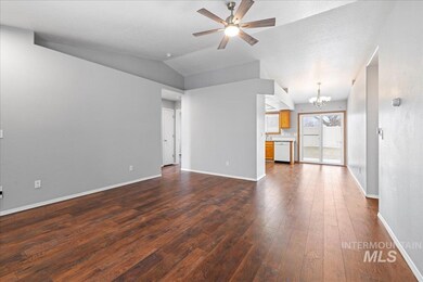 1401 S Benewah St, Nampa, ID 83686 - photo 7