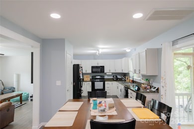 1518 Glenbar Ct, Clover, SC 29710 - photo 4