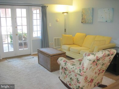 5913I Prince James Dr unit 37, West Springfield, VA 22152 - photo 5