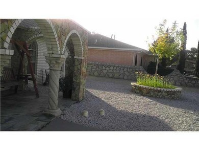 10716 Alcazar Ct, El Paso, TX 79935 - photo 3