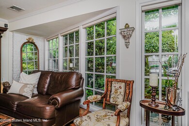 12 Crafton Ave, Staten Island, NY 10314 - photo 5