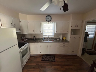 1833 N Cedar St, Nevada, MO 64772 - photo 2