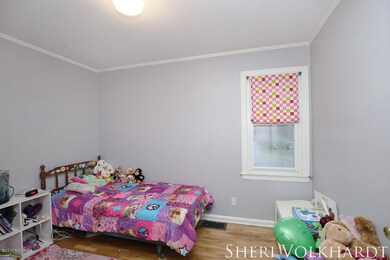 1307 Burke Ave NE, Grand Rapids, MI 49505 - photo 5