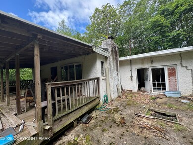 207 N Eastbrook Rd, Effort, PA 18330 - photo 5