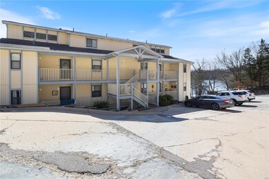 262 Bluff Blvd unit 1B, Camdenton, MO 65020 - photo 2