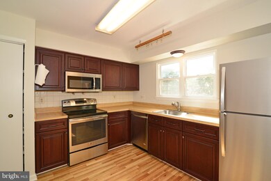 3730 Carrisa Ln, Olney, MD 20832 - photo 7