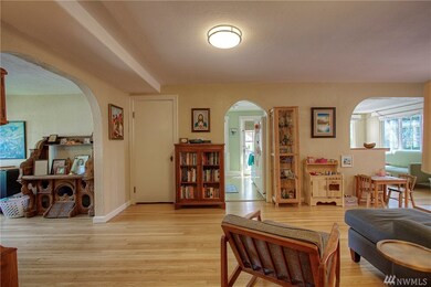 2215 E Day Island Blvd W, University Place, WA 98466 - photo 4