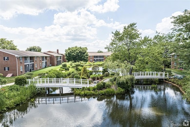 5 Captains Dr, West Babylon, NY 11704 - photo 2