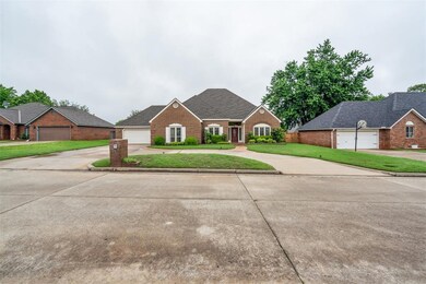 8 Brentwood Place, Shawnee, OK 74804 - photo 2
