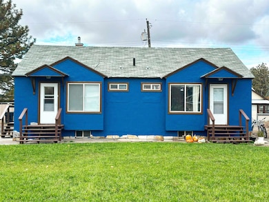 217 & 219 Oregon St, Gooding, ID 83330 - photo 2