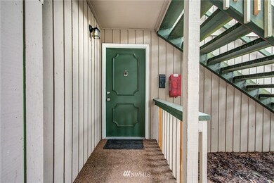 14036 Juanita Dr NE unit A, Kirkland, WA 98034 - photo 4
