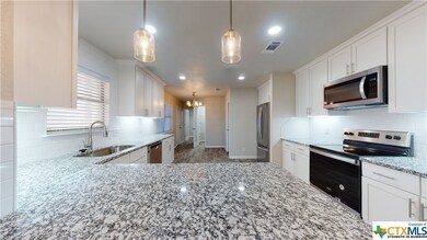 453 Hilltop Rd, Troy, TX 76579 - photo 7