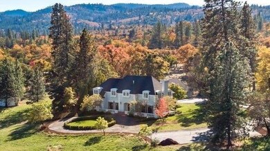 3940 Walker Creek Rd, Central Point, OR 97502 - photo 3