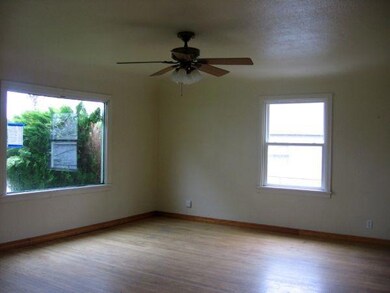 2333 Applegate Ave, Klamath Falls, OR 97601 - photo 3