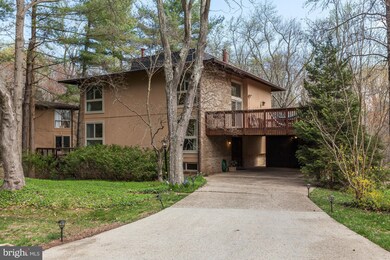 10619 Great Arbor Dr, Potomac, MD 20854 - photo 2